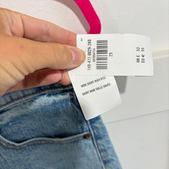 Abercrombie & Fitch High Rise Mom Shorts NWT - Picture 4 of 8